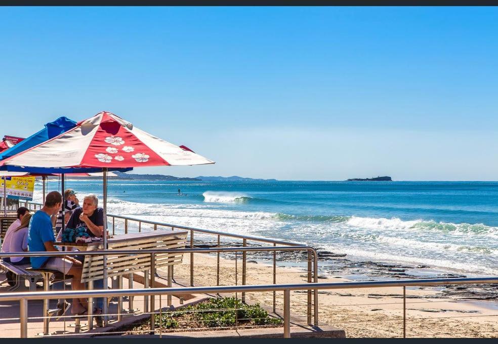 Resort Queen Studio At Alex Beach Resort Alexandra Headland Exterior foto